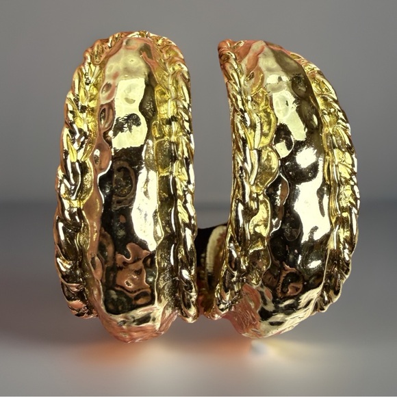 Gorgeous vintage goldtone weighted hoop pierced earrings